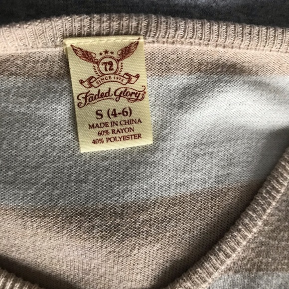 Striped sweater - Picture 4 of 4